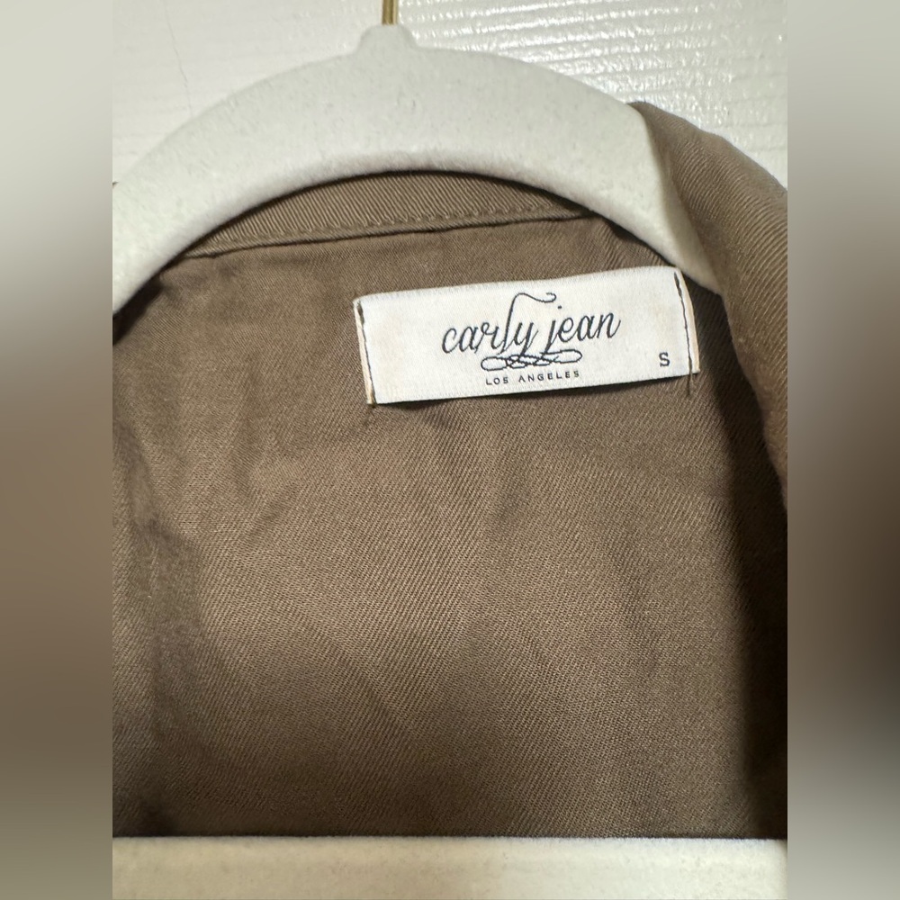 Carly Jean Los Angeles Olive Green Trench - Picture 3 of 10